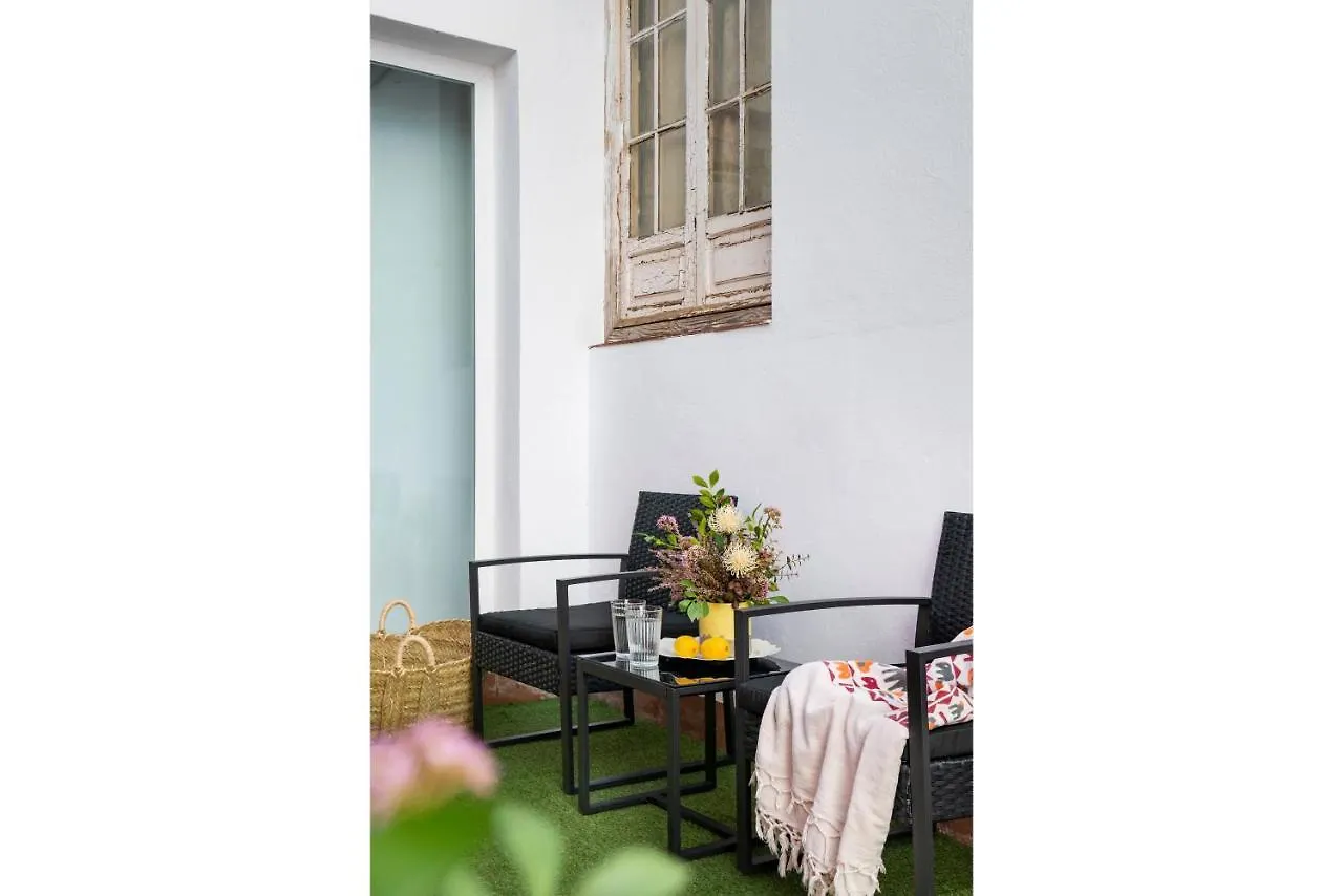 Buen Viaje Home, Con Patio Privado Seville Apartment