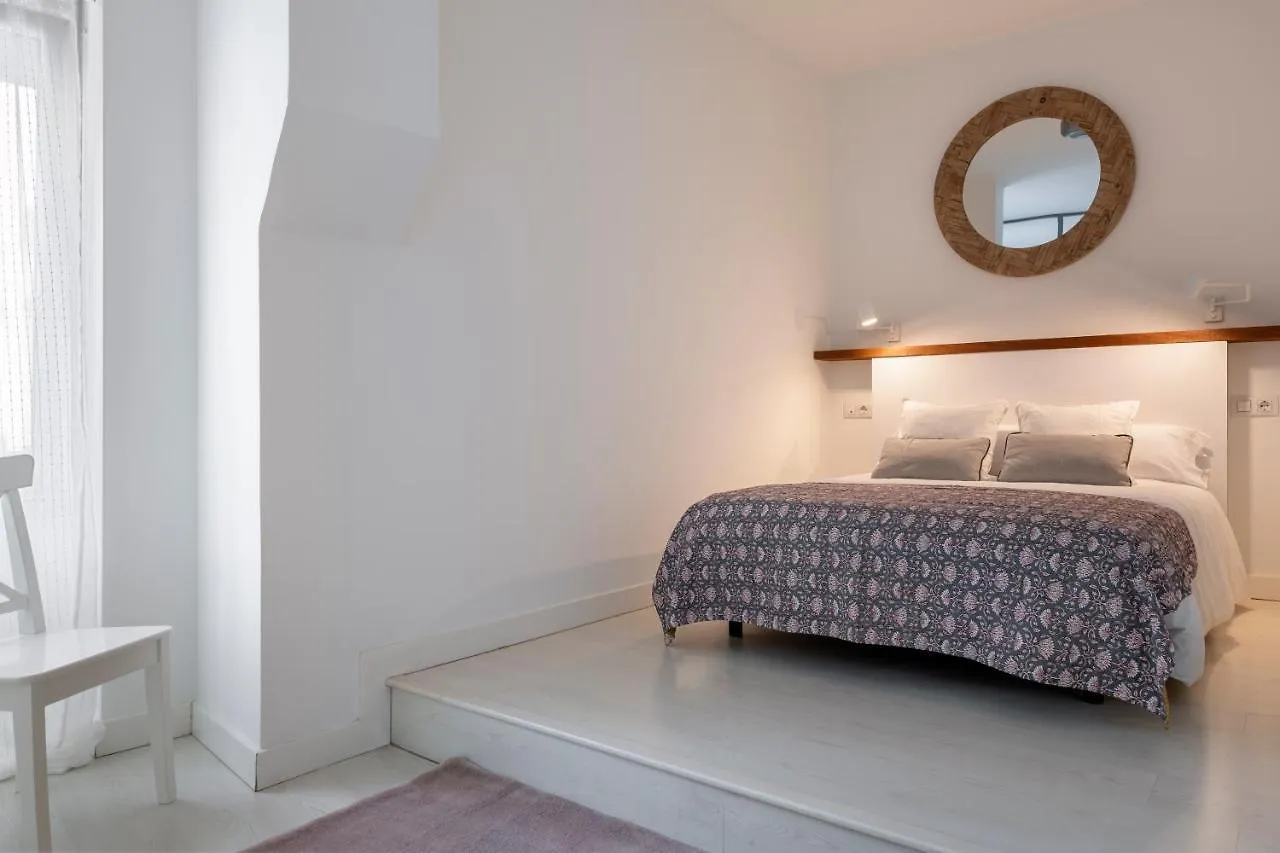 Apartment Buen Viaje Home, Con Patio Privado Seville